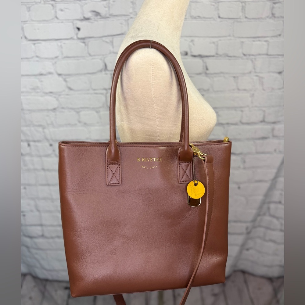 R.Riveter ELEANOR TOTE Chocolate Leather - Picture 2 of 10